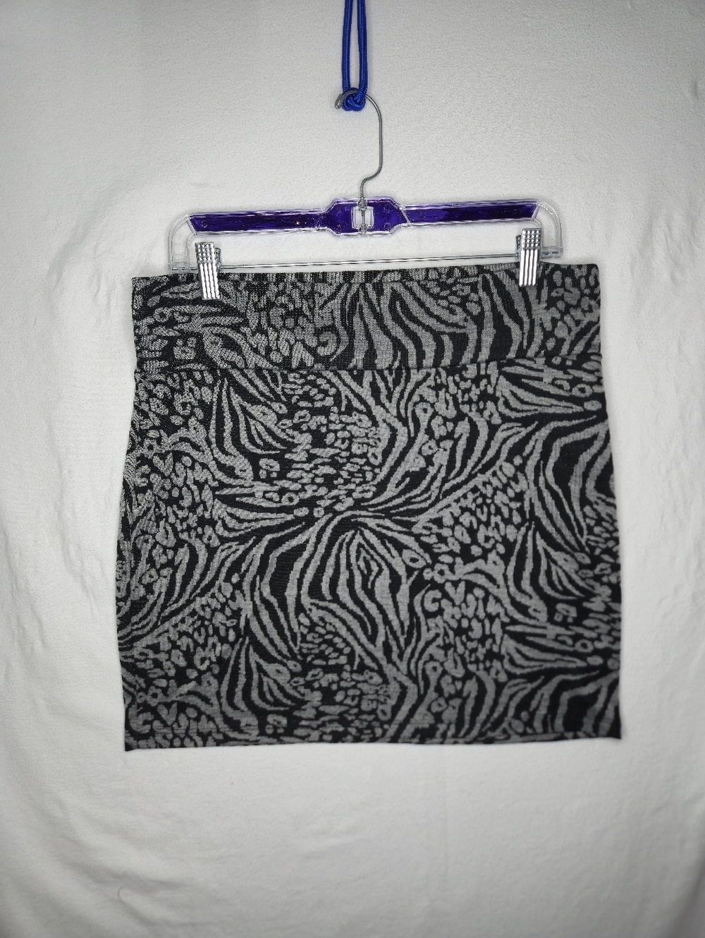 Candy Couture Ladies Stretch Zebra Patterned Pull On Mini Skirt Size Large